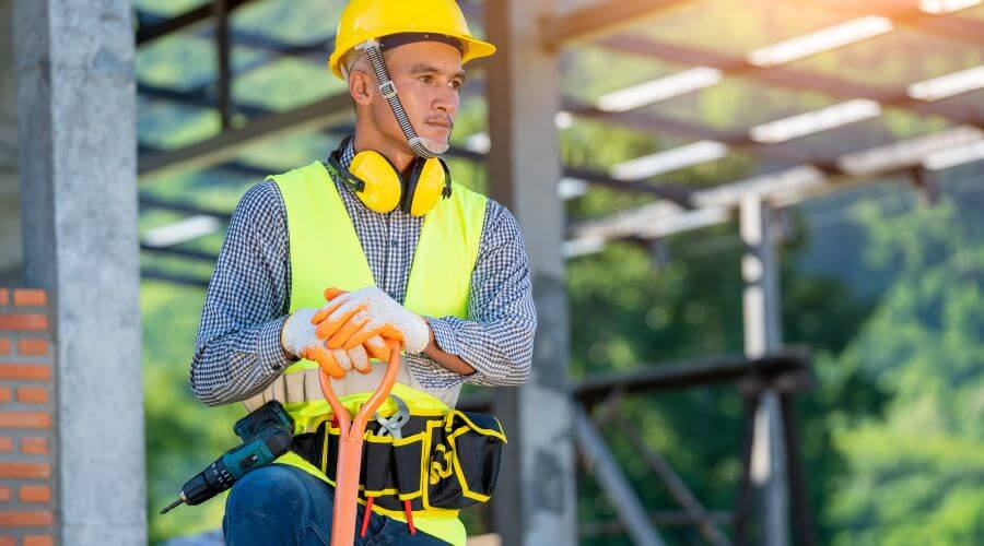 Professional gutter cleaning in Bond, CO